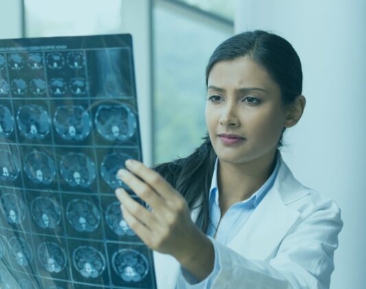 673b52aa56645f6c391dbdd7_The Blinded or Conflicted Radiologist for Web